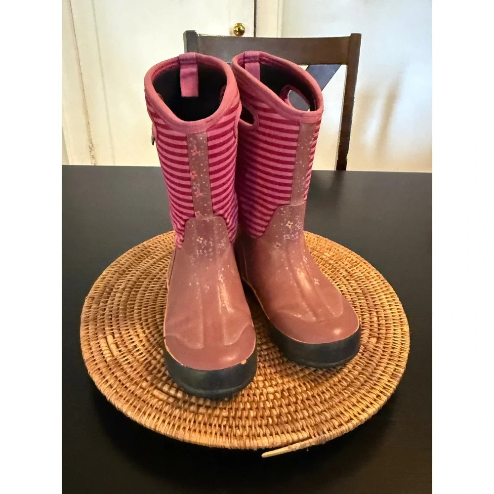 Bogs Classic Flower Stripe Youth Size 2 Pink‎ Waterproof Insulated Rain Boots